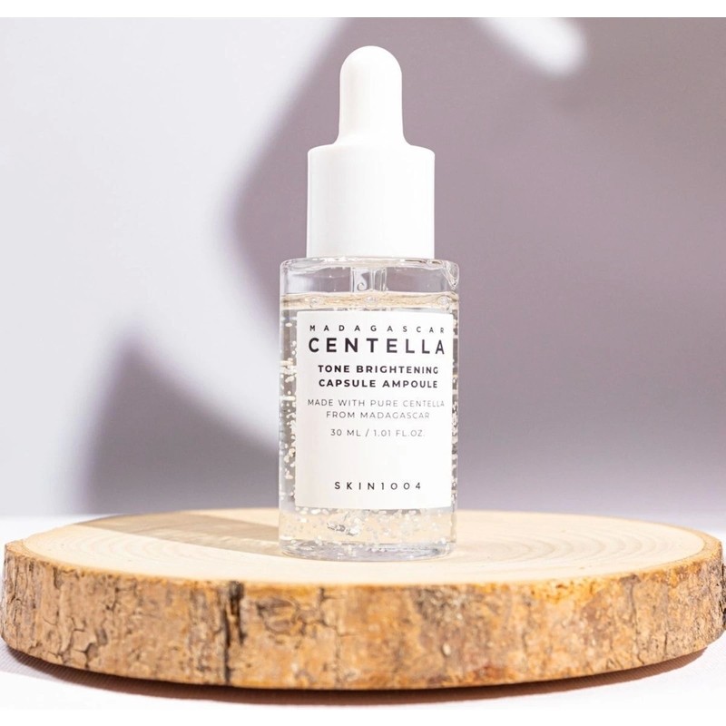 Skin1004 Cilt Tonunu Dengelemek Amacıyla Geliştirilmiş Özel Formüllü Aydınlatıcı Serum 30ML