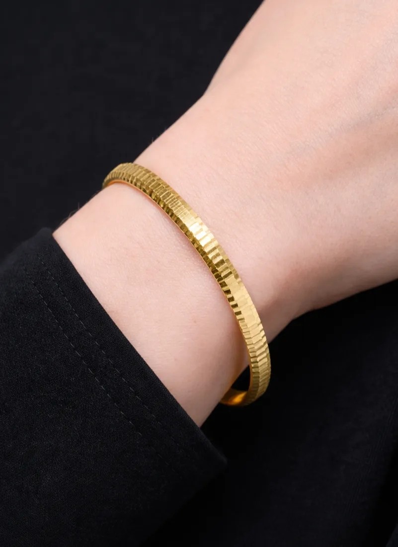 Kızılay Kuyumcusu 22 Ayar Altın Çizgili Aynalı Model Bilezik 15.76GR