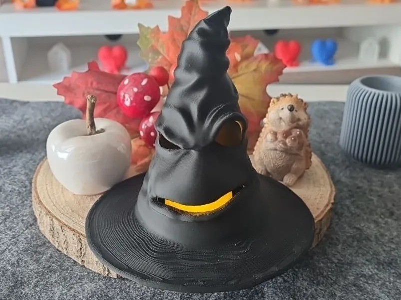 TeknoKapsül 3D Baskı Cadı Şapkası Tealight Mumluk Işıklı Yüz Detaylı Cadılar Bayramı Feneri Masa Süsü Siyah