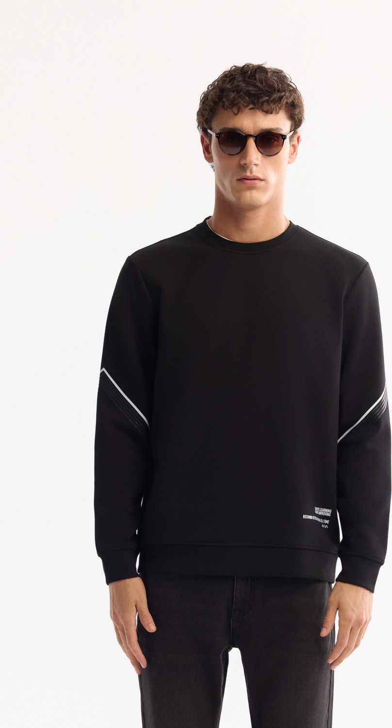 AVVA Erkek Siyah Bisiklet Yaka Pamuklu Bi-Stretch Baskılı Regular Fit Sweatshirt A52Y1258