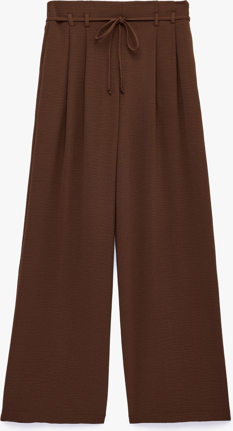 Koton Straight Fit Pileli Kemerli Geniş Paça Pantolon