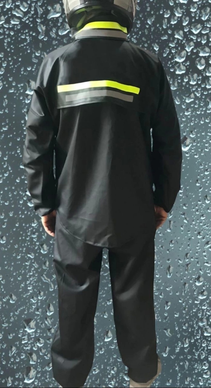 Velmora Fashion Premium Motorcu Kurye Yağmurluk Takım Su Geçirmez Pvc Kumaş Reflektörlü Tübitak Onaylı - Siyah görsel 6