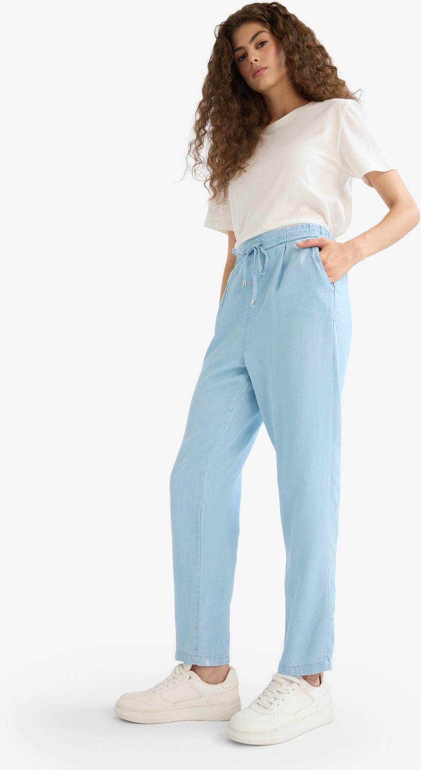 DeFacto Pull On Carrot Fit Yüksek Bel Bilek Boy Akışkan Kumaş Yıkamalı Pantolon D8236AX25SM görsel 2