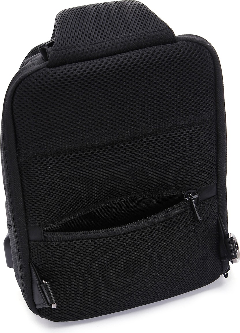 Derimod D-Pack Teknolojik Kumaş Erkek Çapraz Çanta Siyah 23SBD30006F Ergonomik Tasarım Özellikleriyle görsel 7