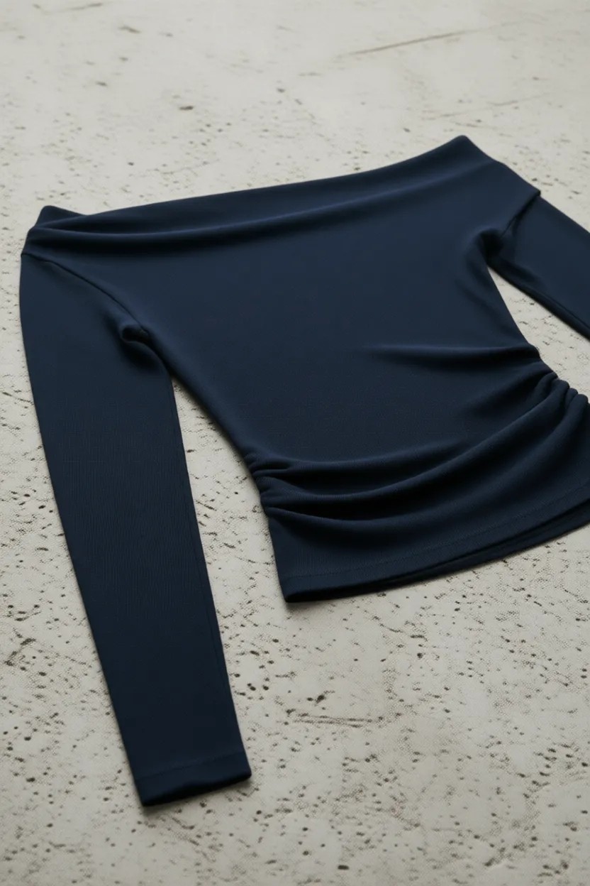 Grimelange OLIVIENN Kadın Omuzu Açık Asimetrik Yakalı Uzun Kollu Slim Fit Lacivert Bluz görsel 8