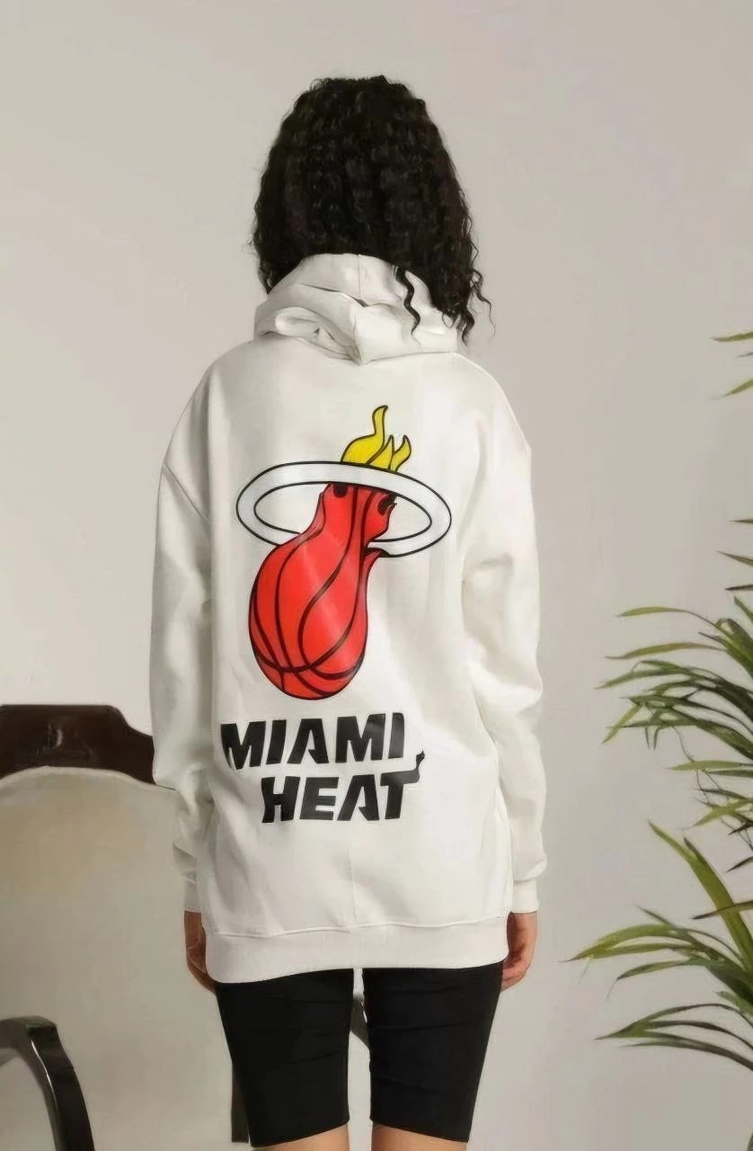 Tarz Yeri Kadın Oversize Kapüşonlu Cepli Baskılı 3 Iplik Pamuklu Hoodie Sweatshirt - Beyaz