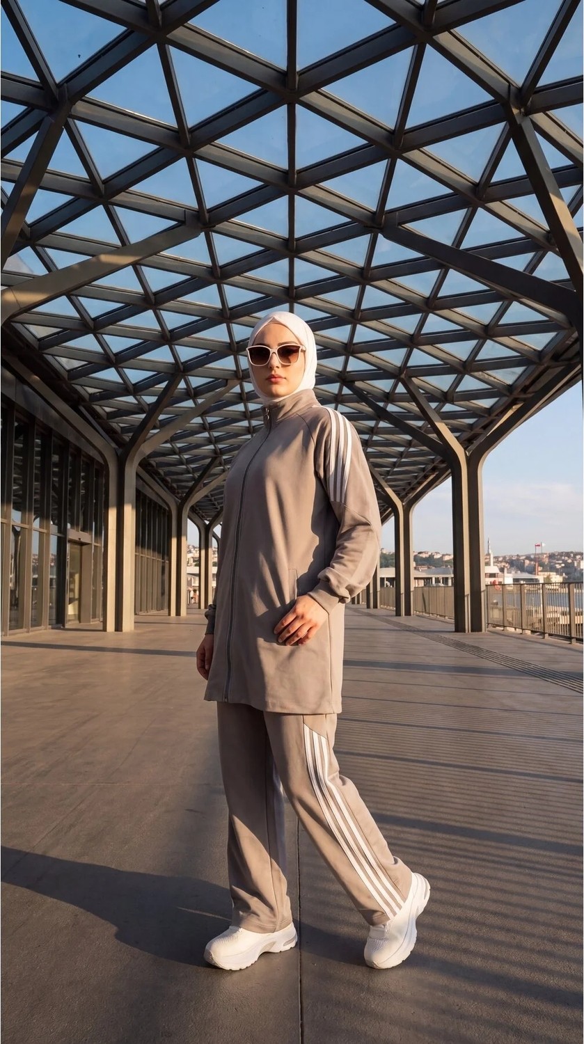 MİMİ LUXURY WEAR Kadın Yanı Şeritli Fermuarlı Rahat Kesim Tesettür Eşofman Takımı 3007