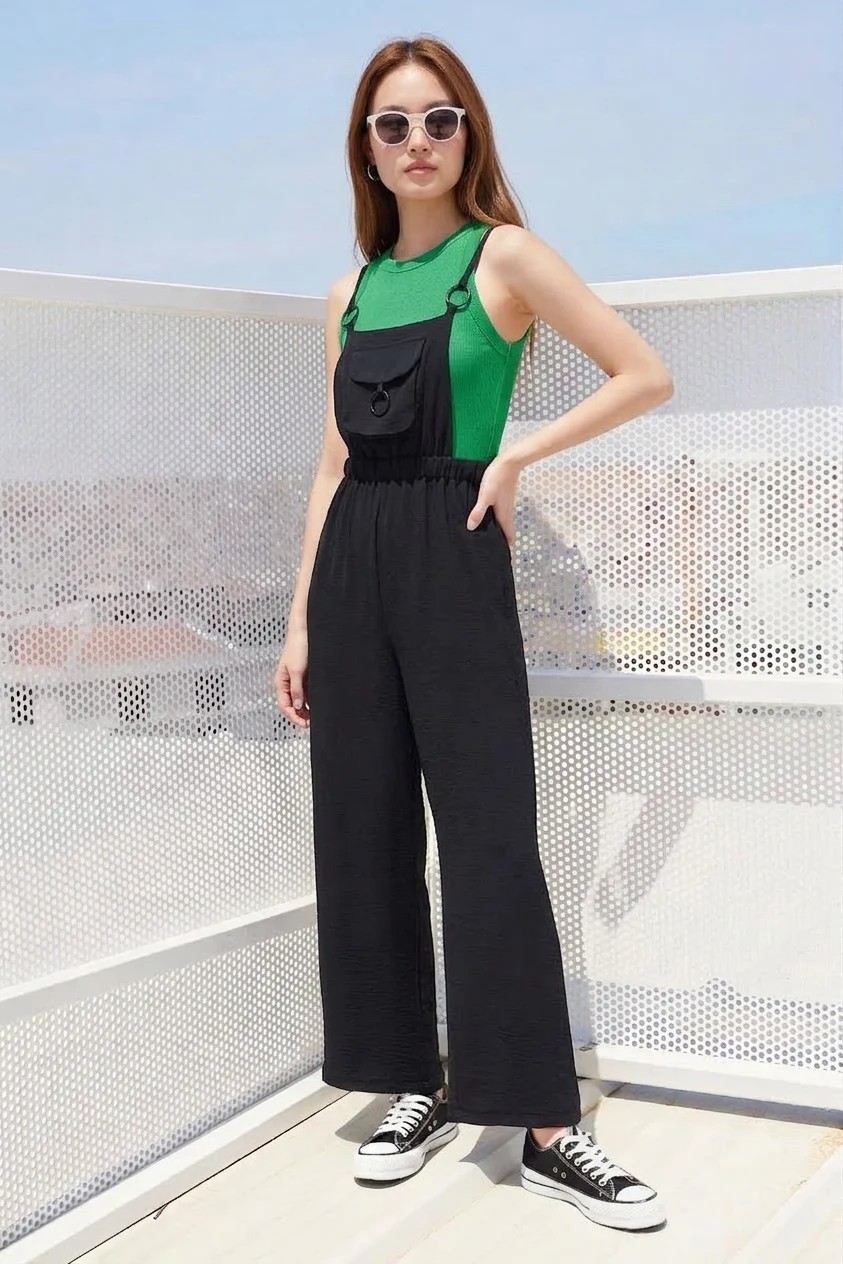 Efnaz Style Kadın Askılı Beli Lastikli Halka Detaylı Siyah Tulum görsel 4