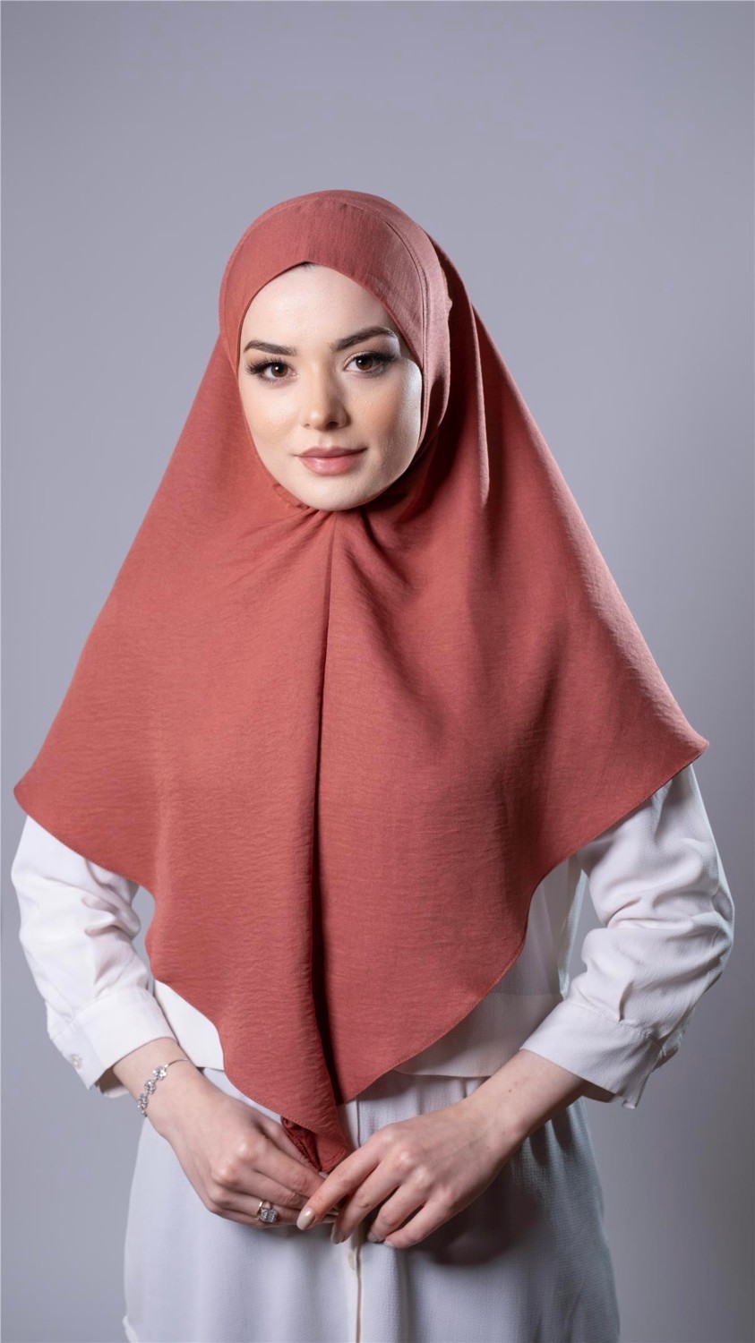 Hürrem Bone Taba Pratik Hazır Geçmeli Tesettür Eşarp Pamuk Caz Kumaş Düz Hijab 2306_33