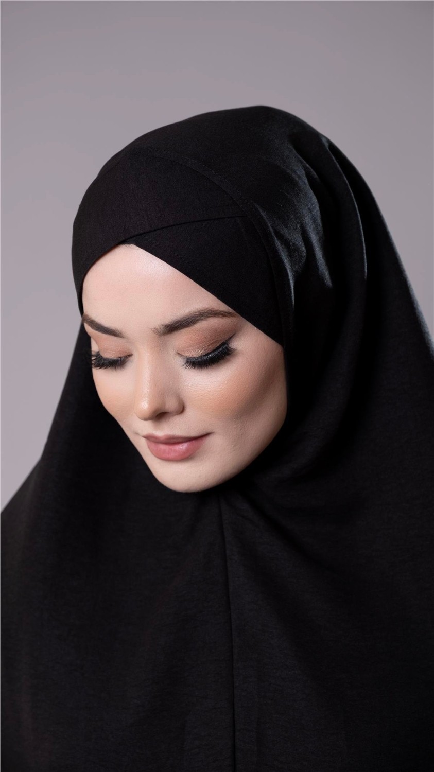 Hürrem Bone Bej Pratik Hazır Geçmeli Tesettür Eşarp Pamuk Caz Kumaş Tek Katlı Çapraz Hijab 2305_12 görsel 7