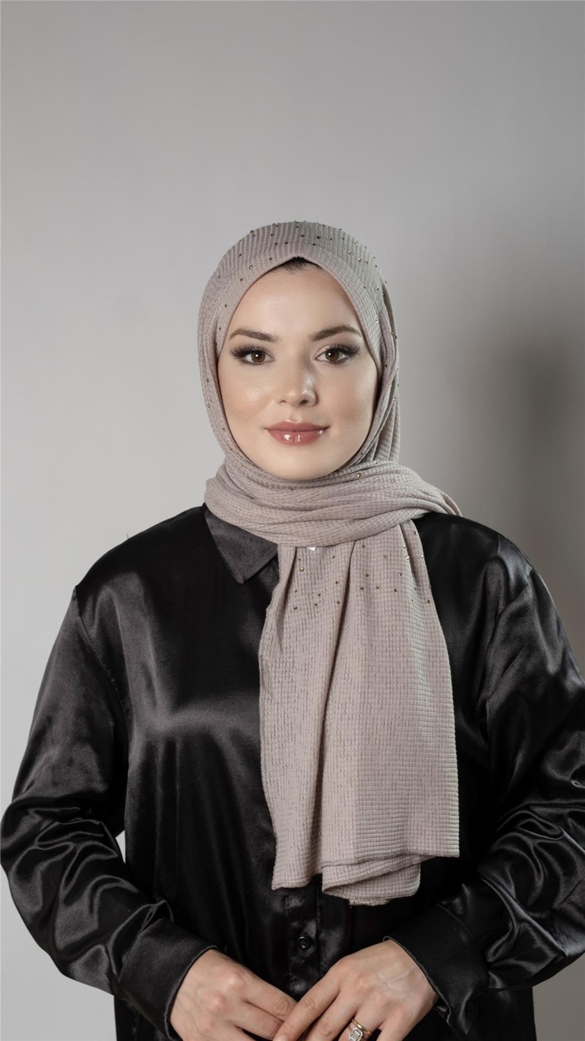 Hürrem Bone Bej Pratik Hazır Geçmeli Tesettür Şal Örme Kumaş Taş Desenli 2118T_12
