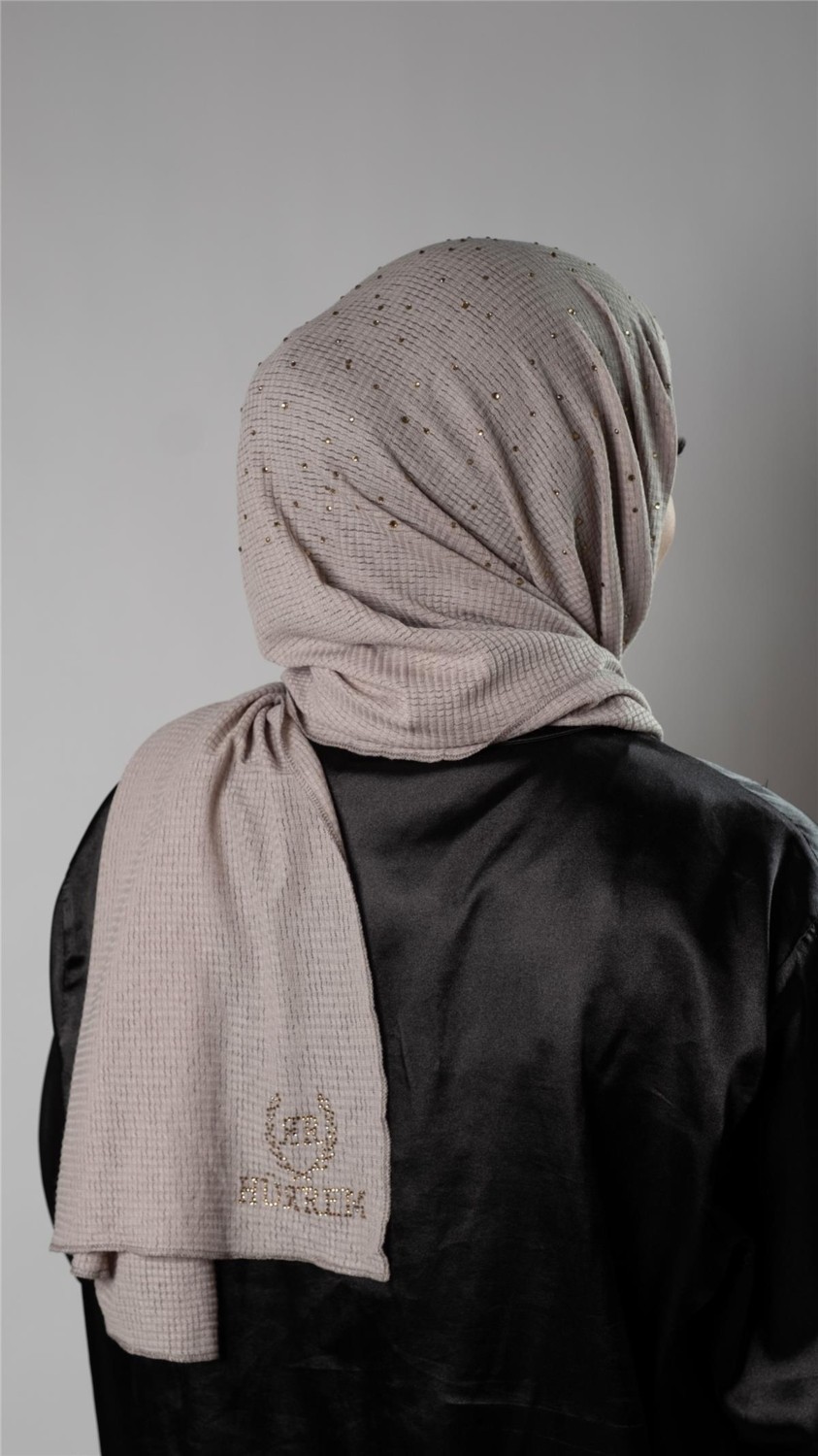Hürrem Bone Bej Pratik Hazır Geçmeli Tesettür Şal Örme Kumaş Taş Desenli 2118T_12 görsel 4