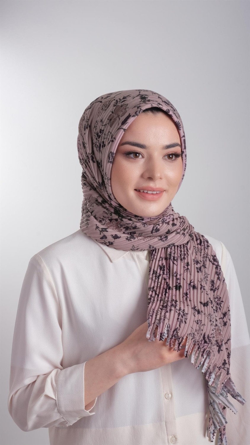 Hürrem Bone Vizon Pratik Hazır Geçmeli Tesettür Eşarp Kesik Elyaf Piliseli Çiçek Desenli 1818D6_10