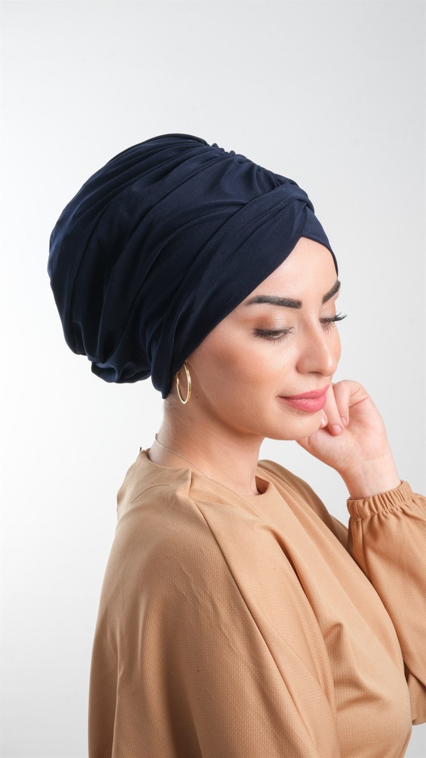 Hürrem Bone Kahverengi Pratik Hazır Geçmeli Tesettür Bone Sandy Kumaş Büzgülü 2114_14 görsel 7