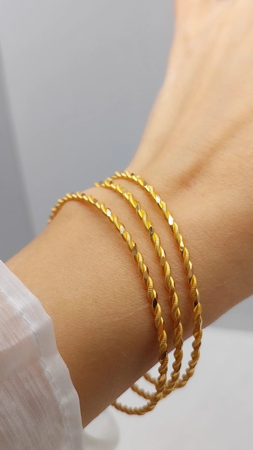 Cemal Demircioğlu Paftalı Burma 22 Ayar Yatırımlık 6.4 Ölçü 10 gr Altın Kadın Bilezik