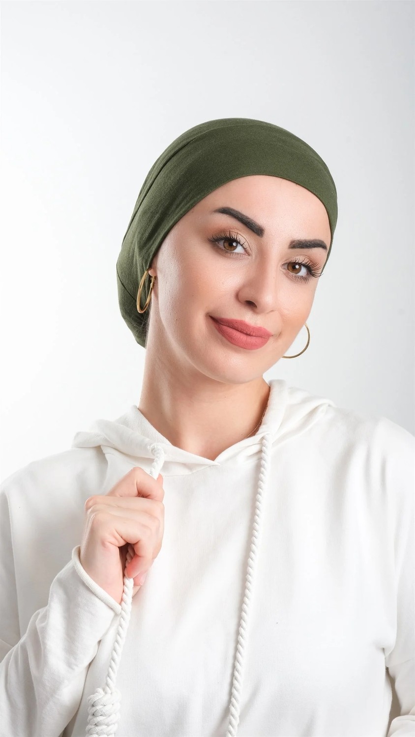 Hürrem Bone Haki Pratik Hazır Geçmeli Tesettür Bone Viskon Kumaş Sade 3003_09