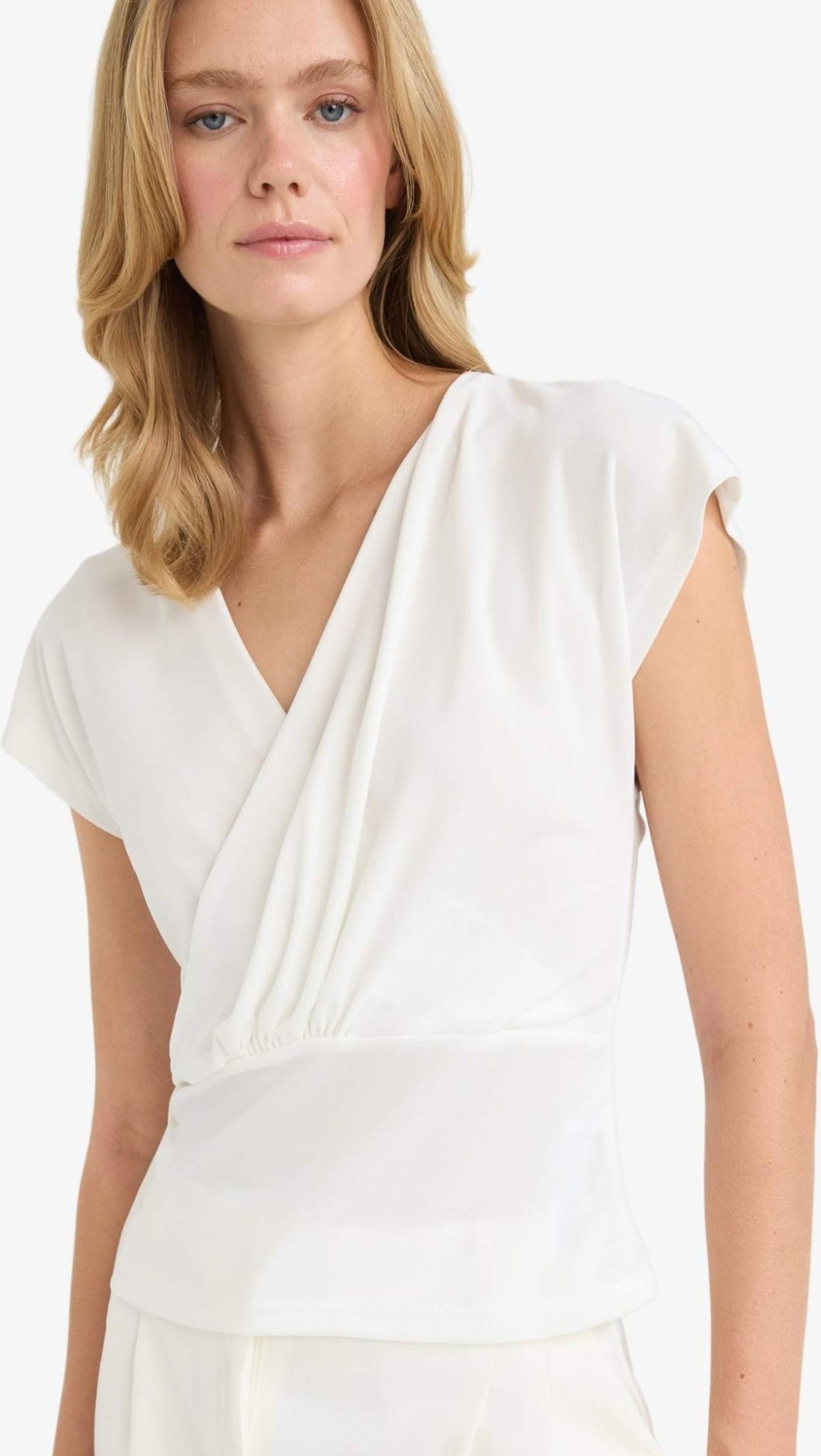 DeFacto Regular Fit Wrap Yaka Bluz F7299AX25AU