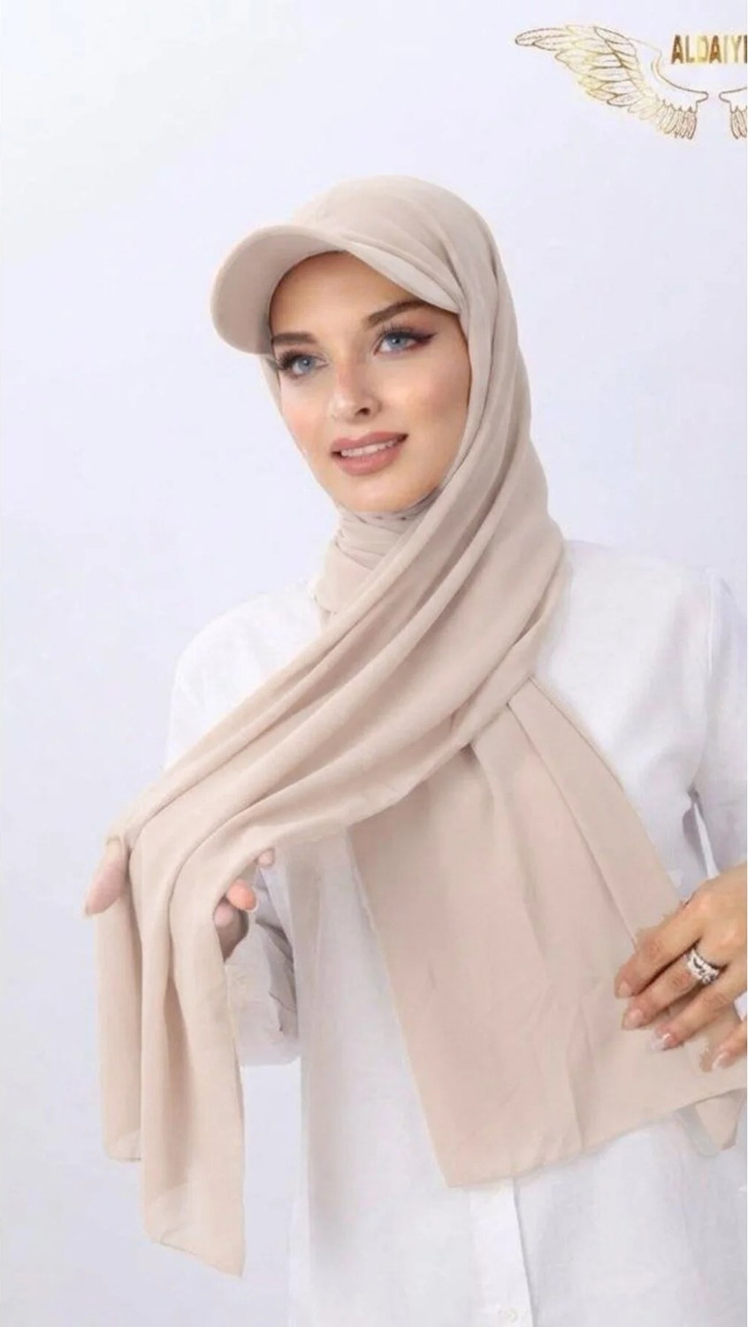 ALDAIYR Şapkalı Boneli Hazır Şal Hijab Sandy