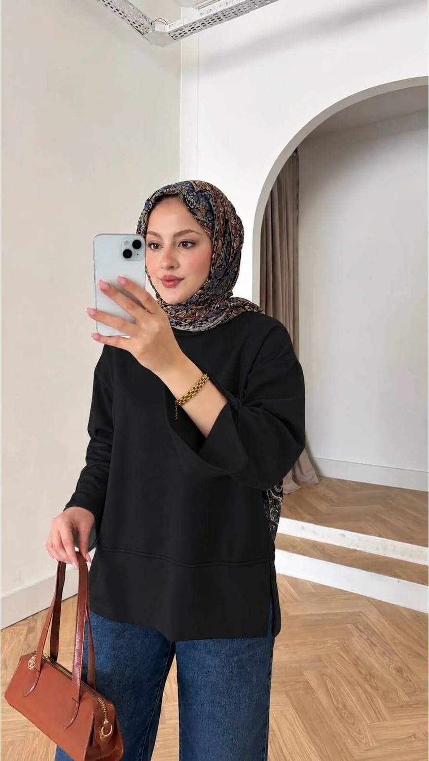 Quwiq Kadın Kolları ve Eteği Yırtmaç Detaylı Tesettür Tunik - Mürdüm
