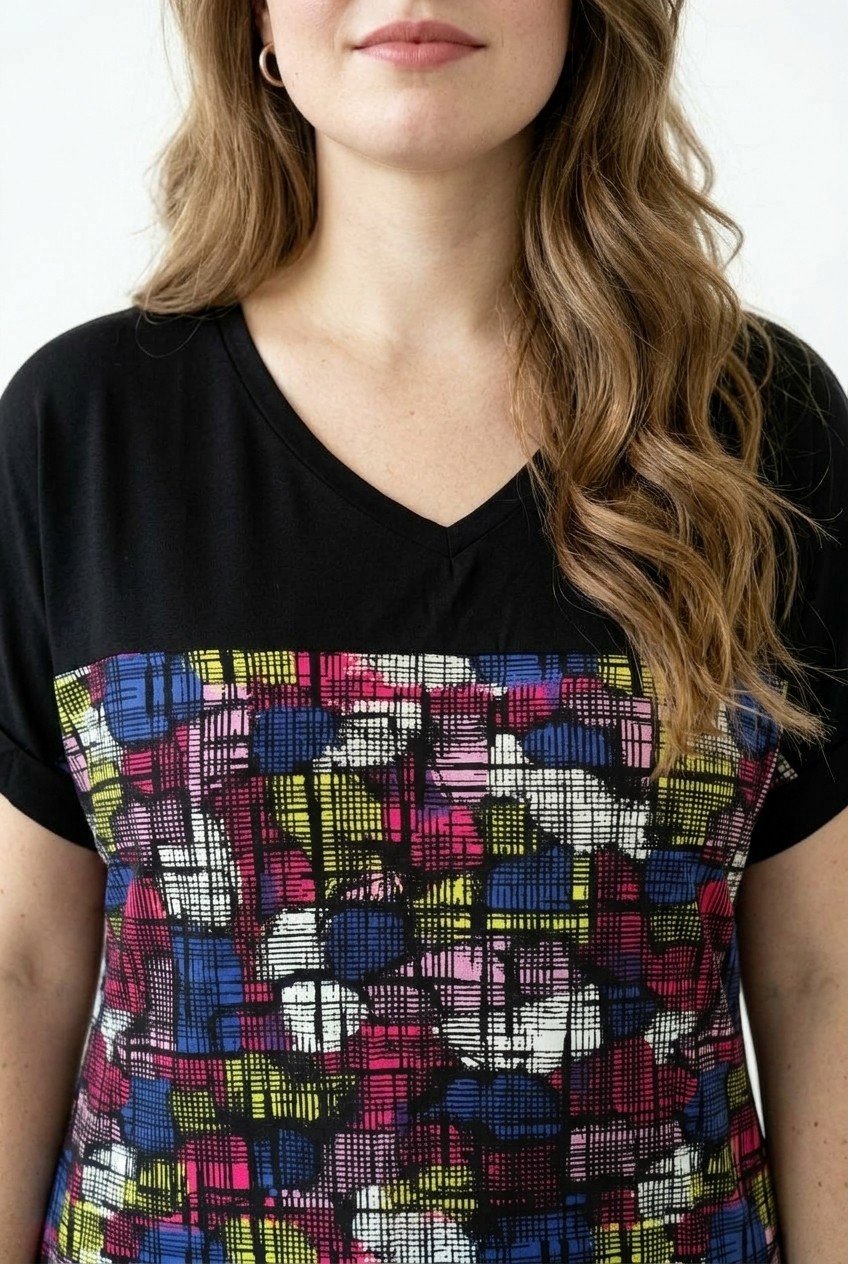 Stil Diva V Yaka Renk Bloklu T-Shirt görsel 4