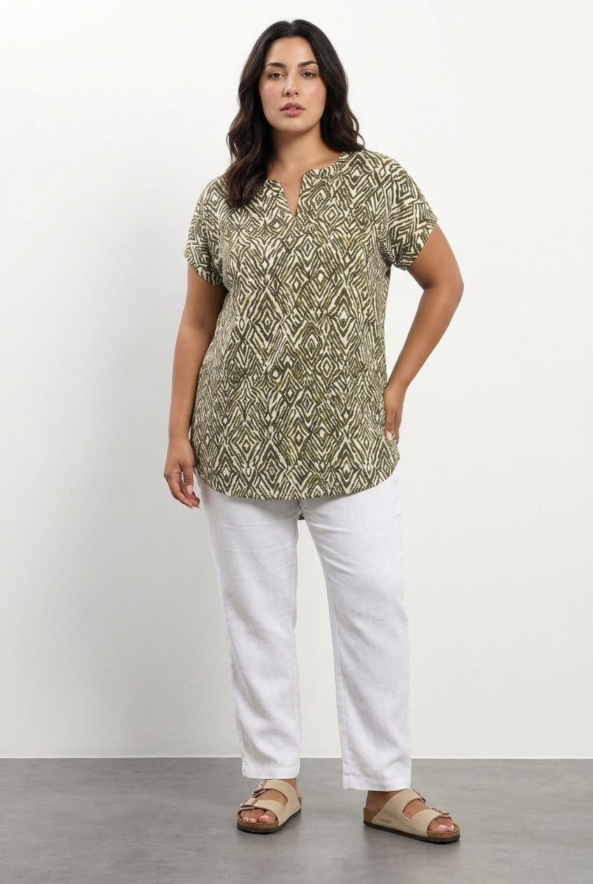 Stil Diva Yaka Detaylı Kısa Kollu T-Shirt görsel 2