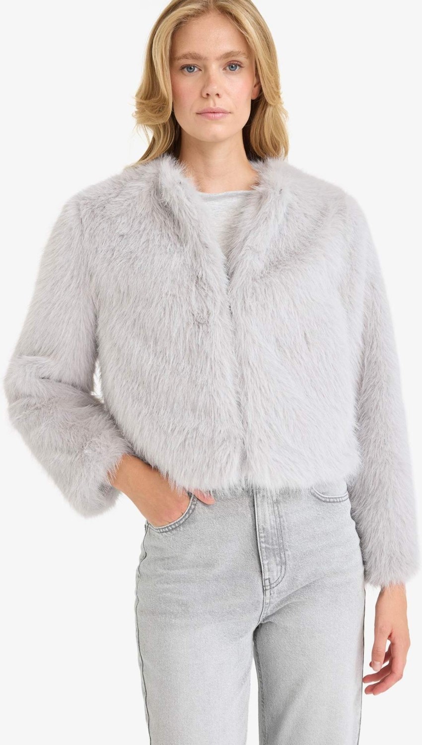 DeFacto Regular Fit Kısa Suni Kürk F2147AX25WN görsel 8