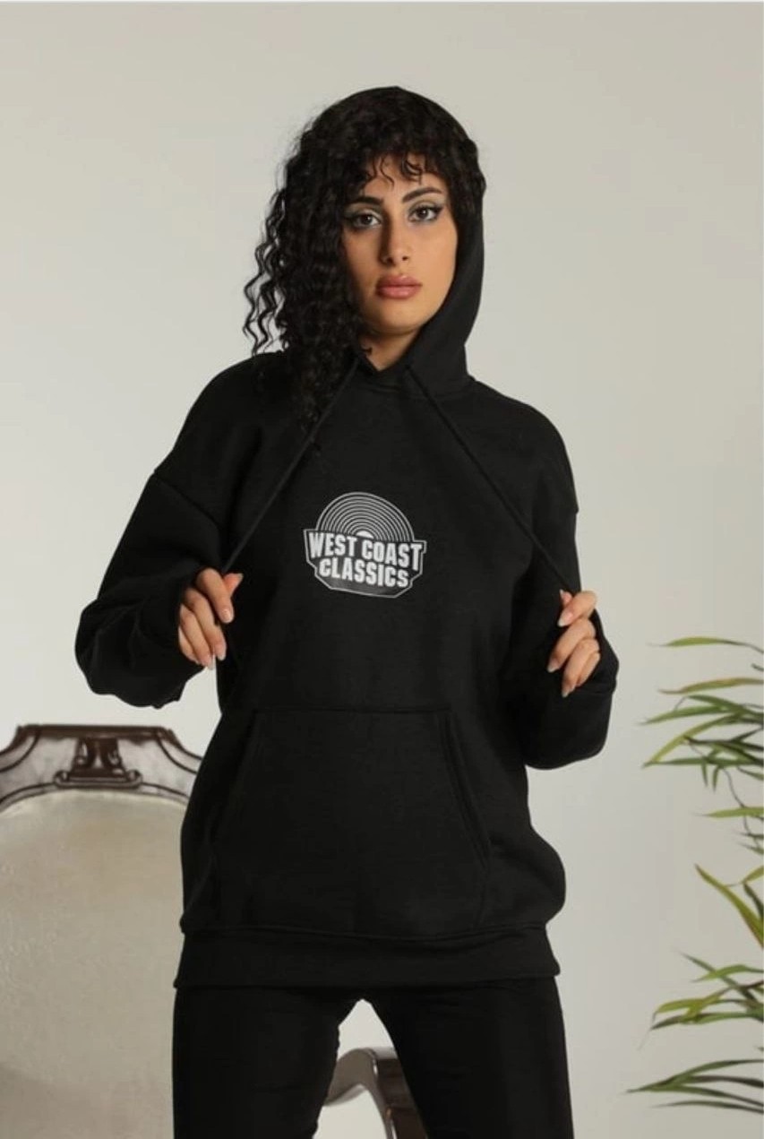 Tarz Yeri Kadın Oversize Kapüşonlu Cepli Baskılı 3 Iplik Pamuklu Hoodie Sweatshirt - Siyah