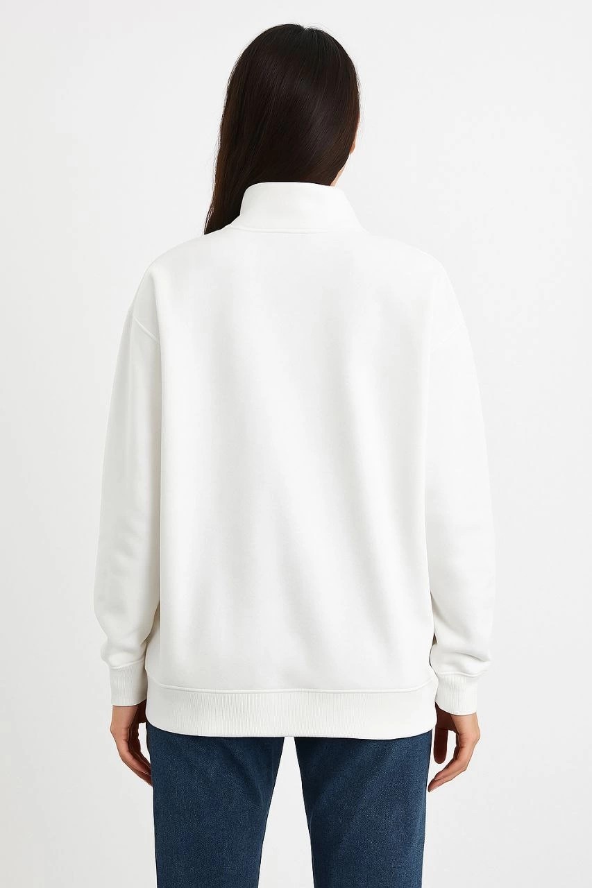 Tarz Yeri Kadın 3 Iplik Pamuklu Dık Yaka Yarım Fermuarlı Sweatshirt - Beyaz görsel 2