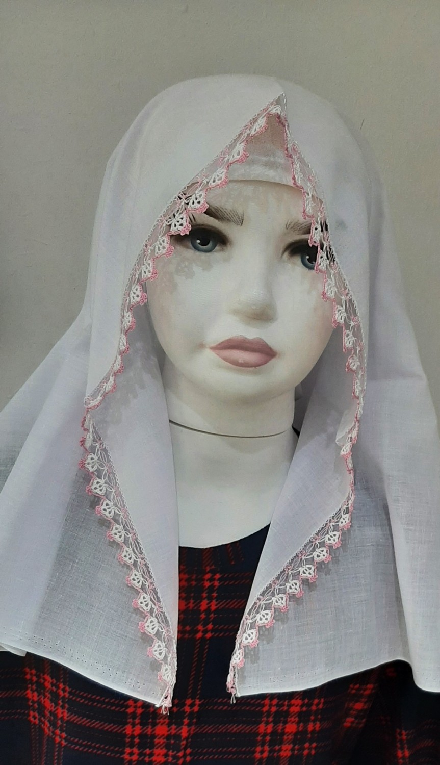 El Emeği Iki Taraf Tığ Beyaz Baş Örtüsü En-Boy 90cm görsel 3