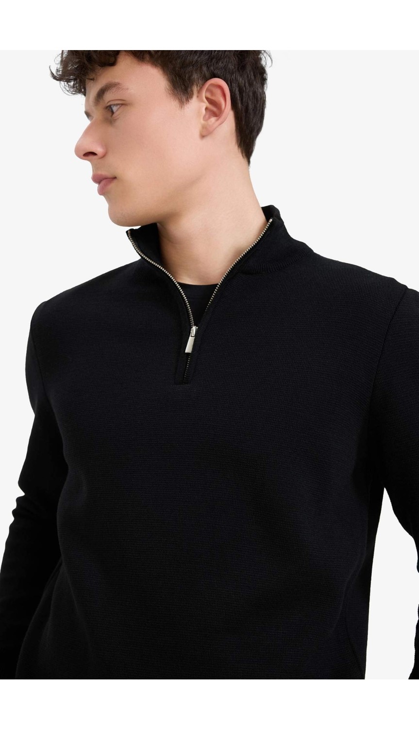DeFacto Standart Fit Normal Kesim Dik Yaka Yarım Fermuarlı Basic Düz Triko Kazak A5184AX25AU görsel 4