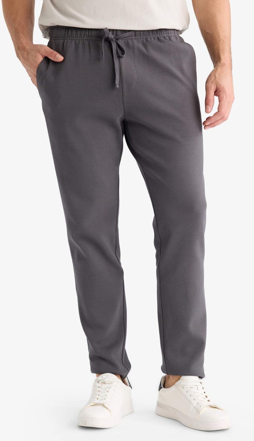 DeFacto Regular Fit Esnek Basic Beli Bağcıklı Cepli Düz Paça Jogger Pantolon C6022AX25AU görsel 5