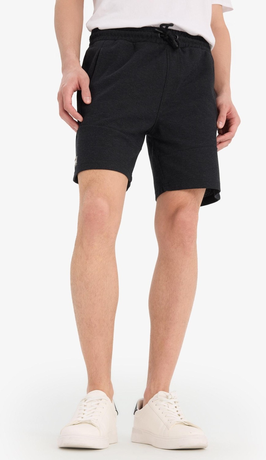 DeFacto Slim Fit Dar Paça Şort W7965AZ25SM görsel 4