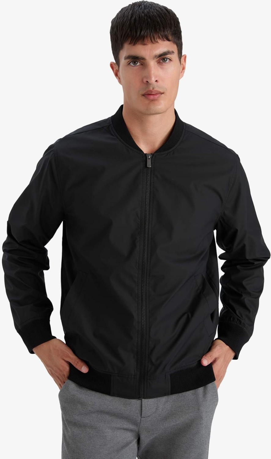 DeFacto Su İtici Slim Fit Bomber Kolej Yaka Fermuarlı Çift Cepli Mevsimlik Mont D7319AX26SP görsel 3