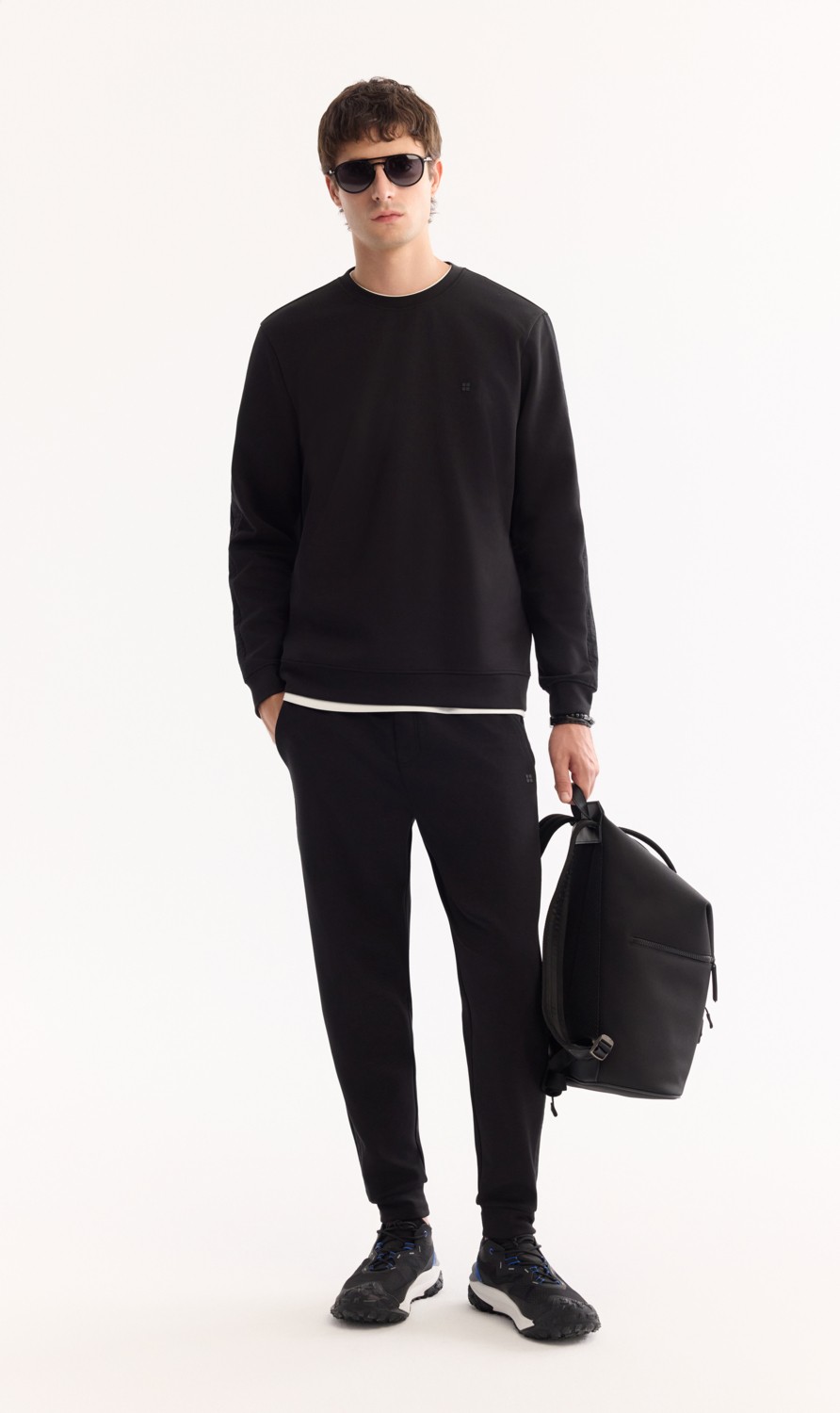 AVVA Erkek Siyah Bisiklet Yaka Pamuklu Bi-Stretch Regular Fit Sweatshirt A52Y1272 görsel 7