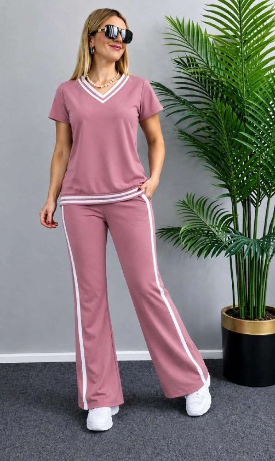 Pileli Store Kadın Kısa Kollu V Yakalı Viskon Iki Iplik Bluz ve Pantolon Ikili Takım