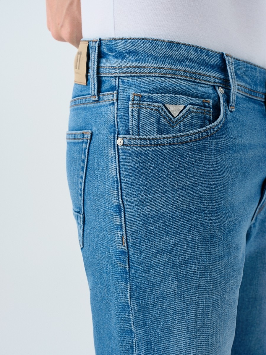 Loft Slim Fit Erkek Şort görsel 5