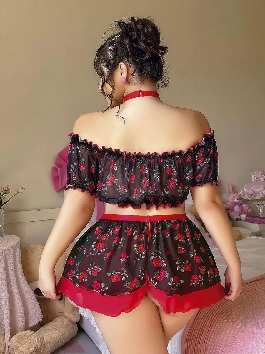 Beruflic Büyük Beden Siyah Üstüne Gül Desenli Fantezi Etekli Büstiyer Takımı görsel 2