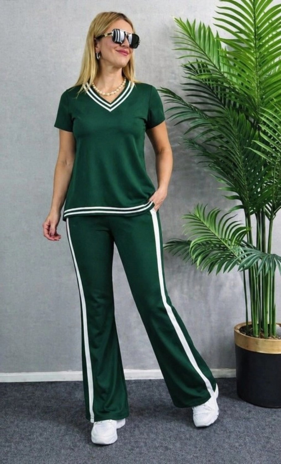 Pileli Store Kadın Kısa Kollu V Yakalı Viskon Iki Iplik Bluz ve Pantolon Ikili Takım