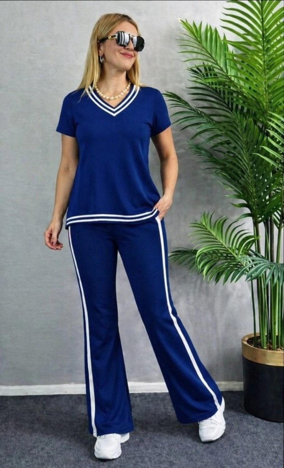 Pileli Store Kadın Kısa Kollu V Yakalı Viskon Iki Iplik Bluz ve Pantolon Ikili Takım