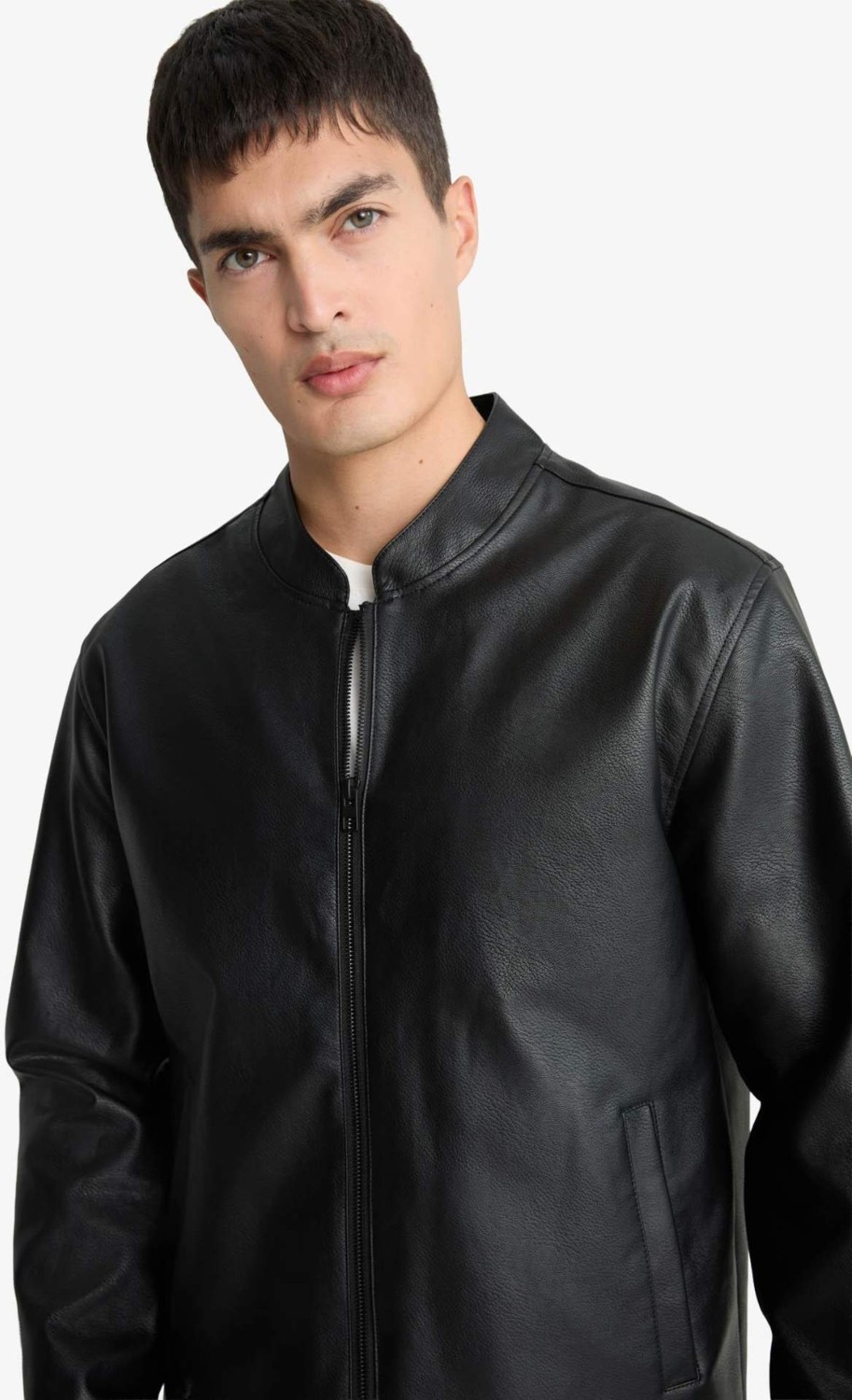 DeFacto Su İtici Slim Fit Dik Yaka Fermuarlı Suni Deri Ceket Mont D8525AX26SP görsel 6