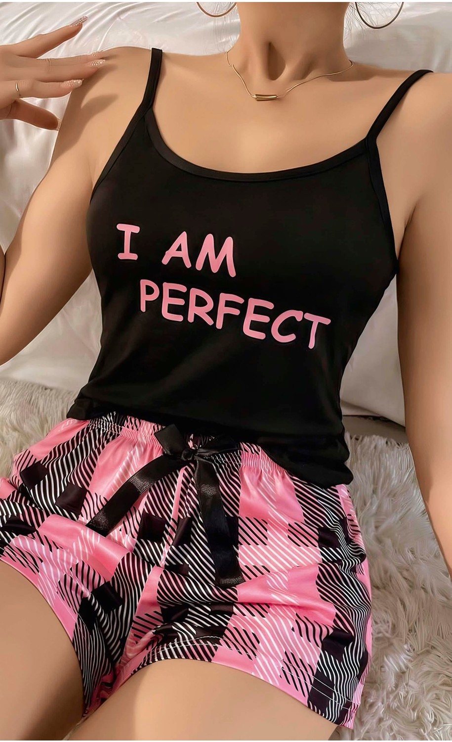 Kadın Siyah Kare Desenli Askılı Şortlu Pijama Takım 5012, Beden: S/m, Renk: Siyah görsel 2