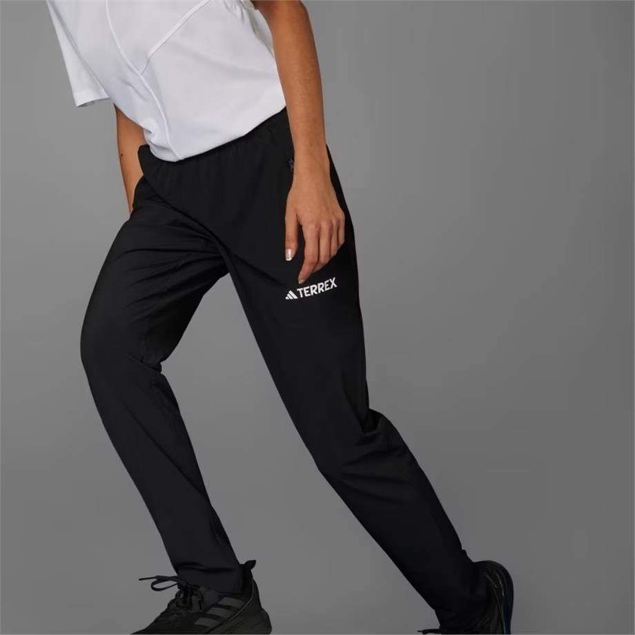 adidas Multi Essentials Stretch Eşofman Altı JP0806