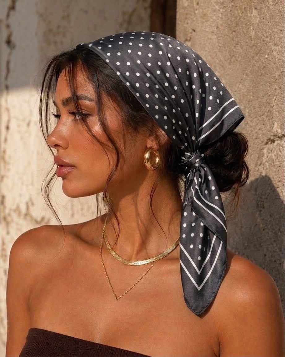 Revam Collection Siyah Puantiye Desenli Saten Fular Bandana Şal Kadın 70 x 70 cm Günlük Kullanım