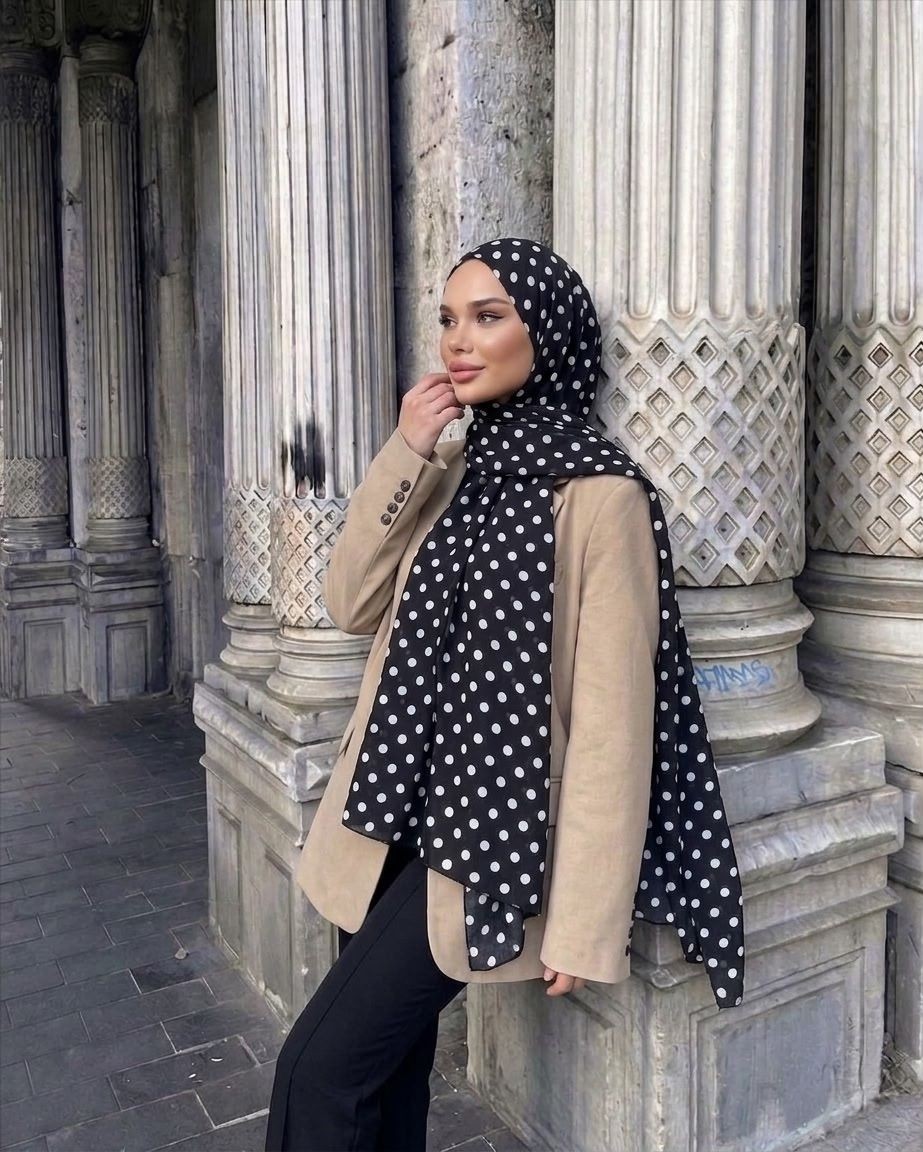 Revam Collection Siyah Puantiye Desenli Pamuk Soft Şal Tüm Sezonlar İçin Rahat ve Şık