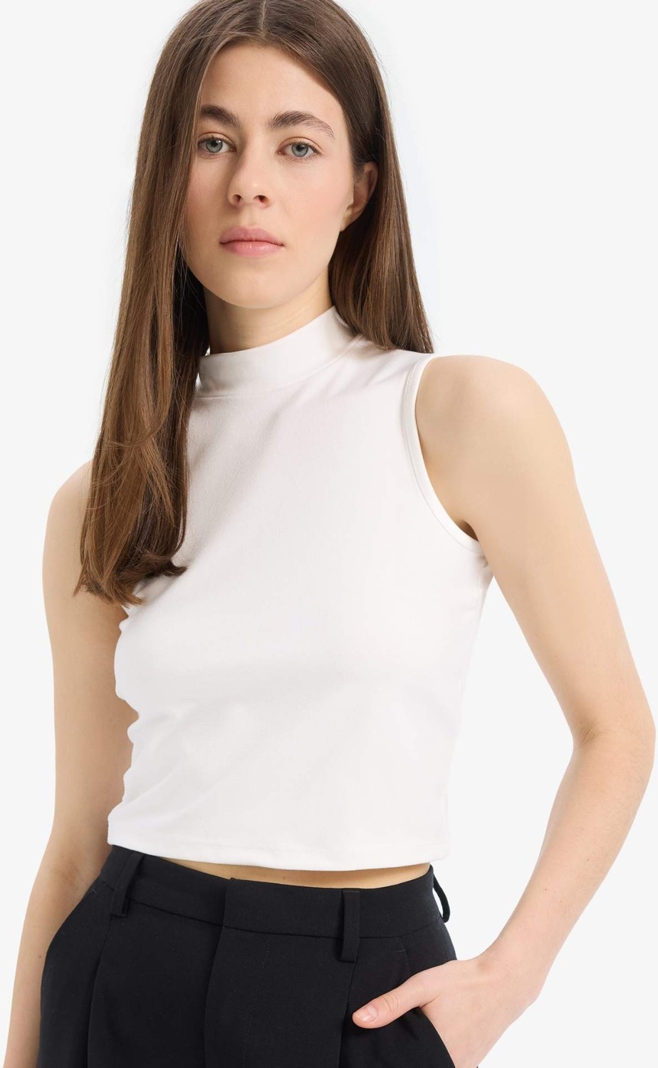 DeFacto Slim Fit Yarım Balıkçı Yaka Atlet E4677AX25SP