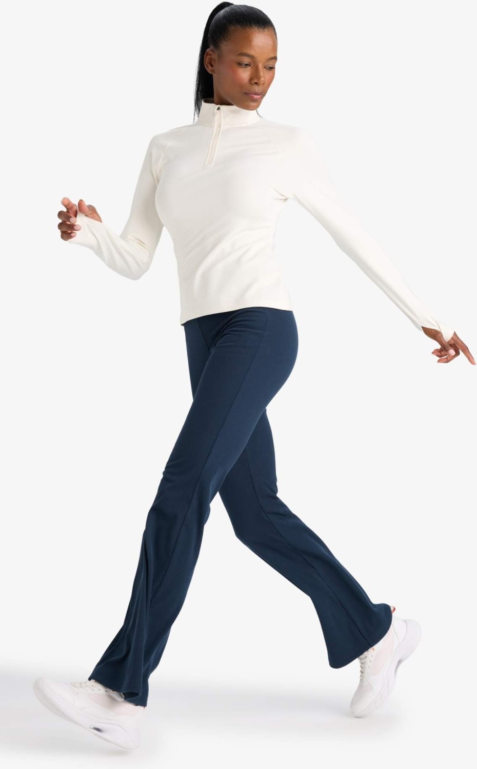 DeFacto Flare Fit Toparlayıcı Yüksek Bel İspanyol Paça Standart Boy Ribana Sporcu Pantolon F5040AX25WN