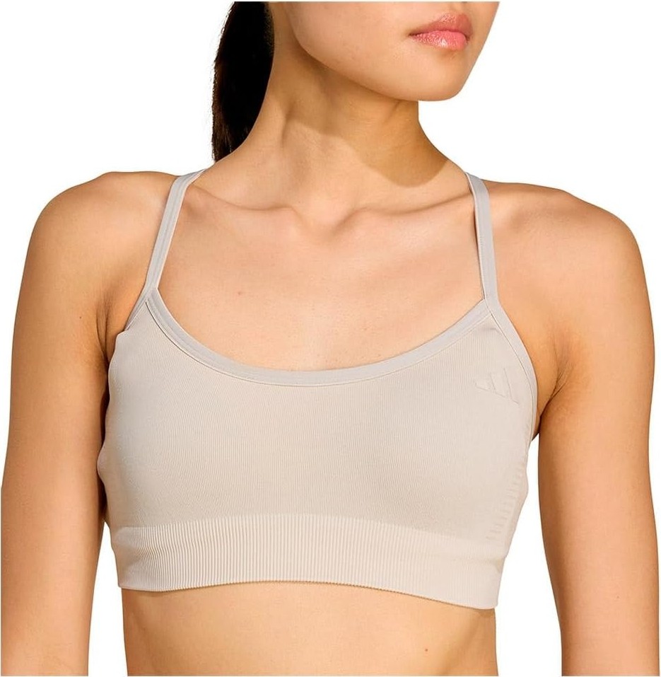 Workout Essentials Hafif Destekli Kadın Büstiyer görsel 5