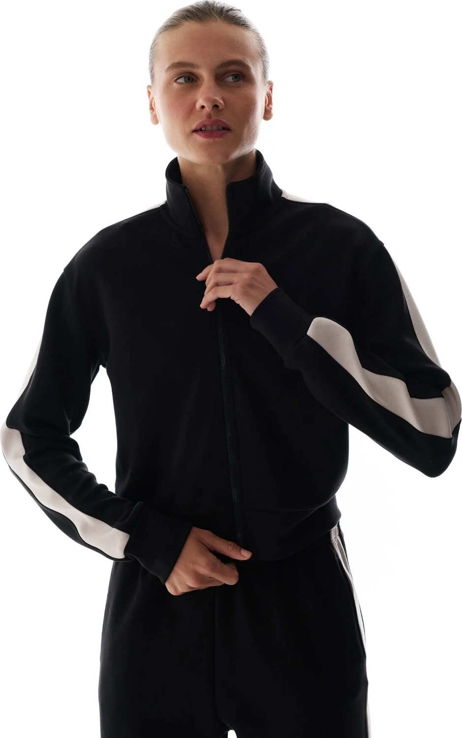 Penti Siyah İpeksi Dokunuş Silky Touch Şerit Detaylı Sweatshirt
