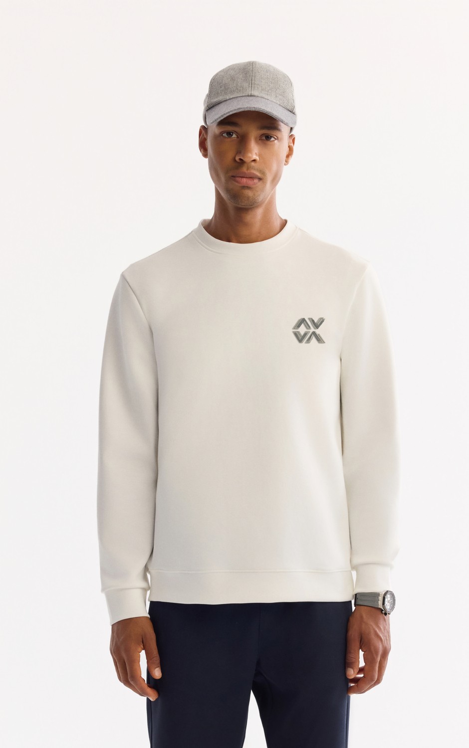 AVVA Erkek Siyah Bisiklet Yaka Pamuklu Bi-Stretch Basic Regular Fit Sweatshirt A52Y1328 görsel 2