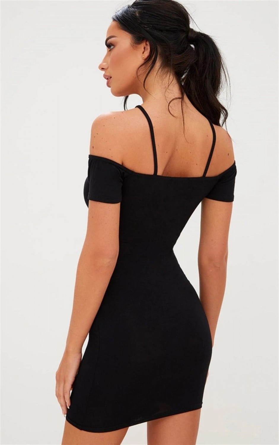 Pileli Store Omuzları Açık Elbise görsel 4